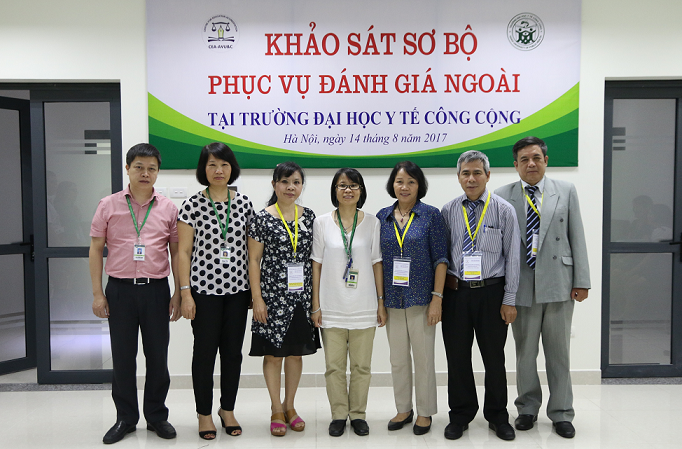 The Representatives of the CEA-AVU&C Review Team and the Leaders of the Hanoi University of Public Health