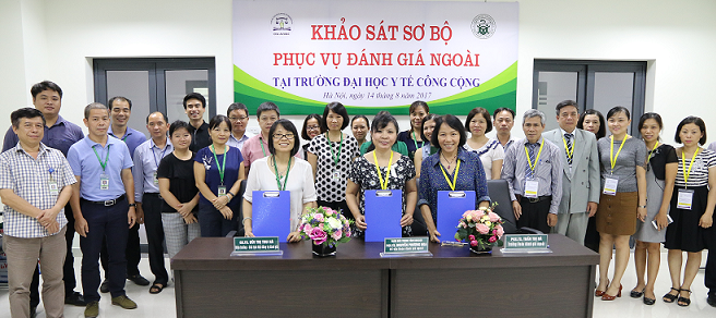Signing of the Preliminary Report at Hanoi University of Public Health