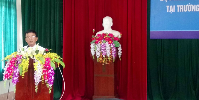 TS. Trần Quang Huy - Hiệu trưởng Nhà trường phát biểu ý kiến tại lễ Khai mạc đợt KSCT phục vụ ĐGN Trường ĐH Kinh tế & QTKD 